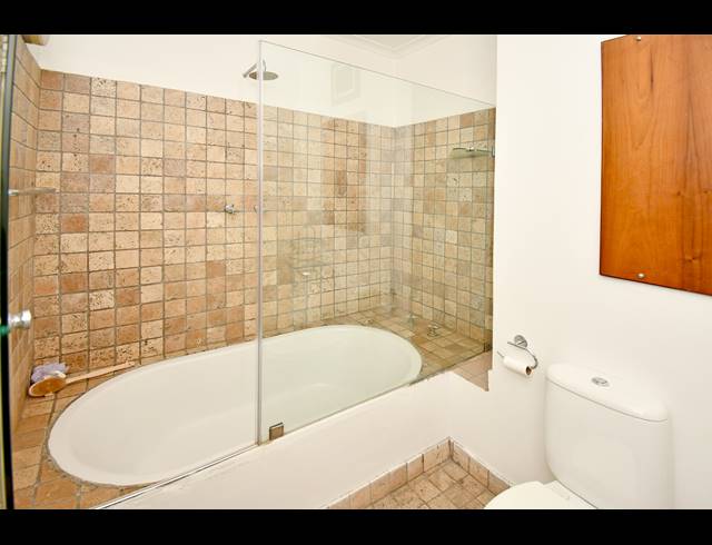 2 BEDROOM APARTMENT TO LET IN ATHOLL